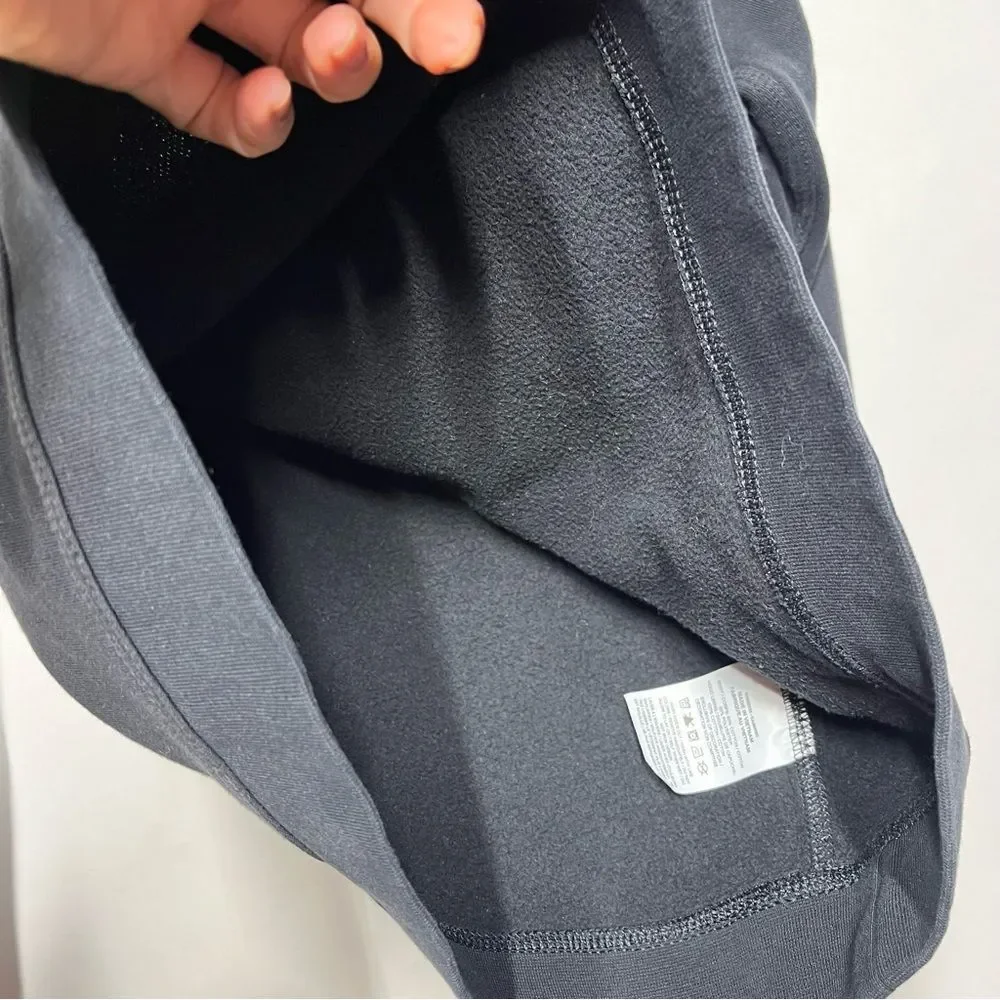 Nike Big Kids Swoosh Black Hoodie L
